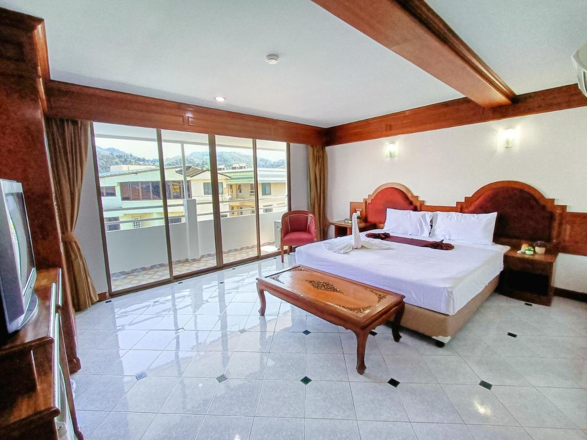 Black Pearl Patong Beachfront Eksteriør billede