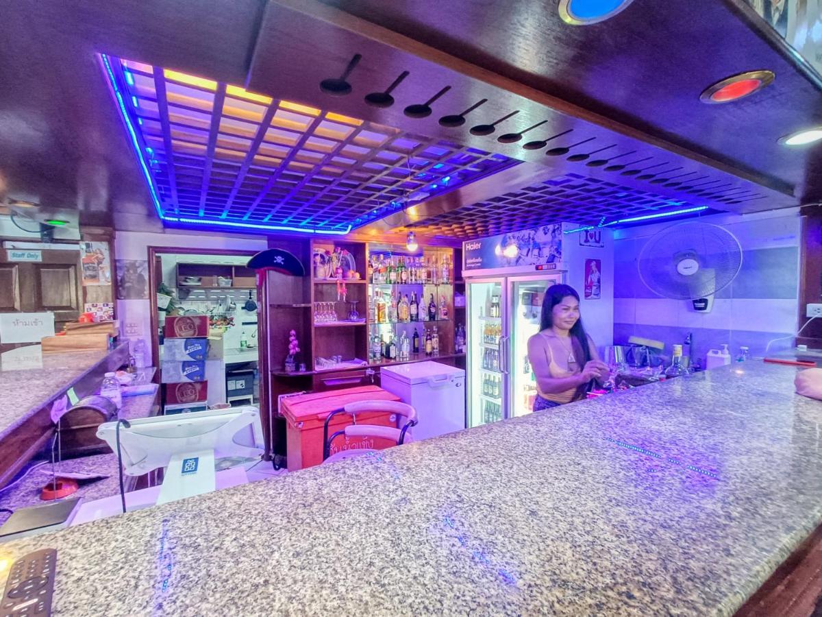 Black Pearl Patong Beachfront Eksteriør billede